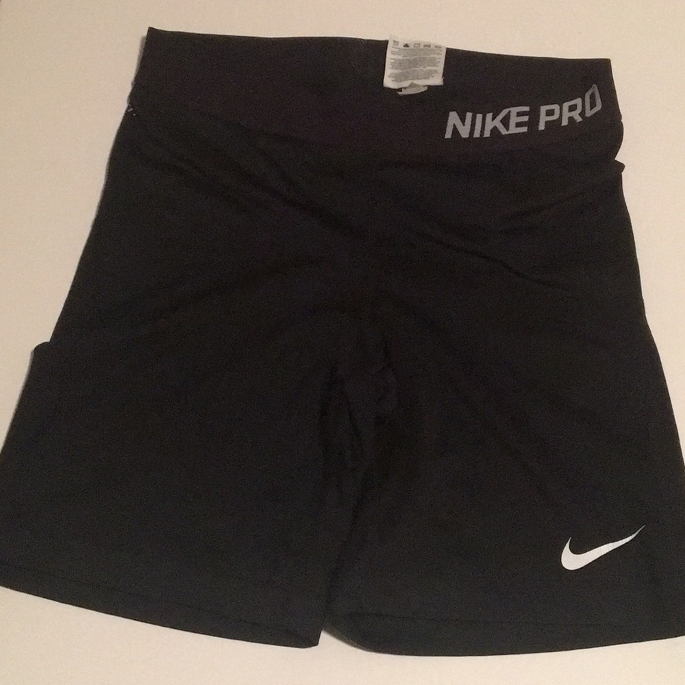 (New) Nike Compression Shorts